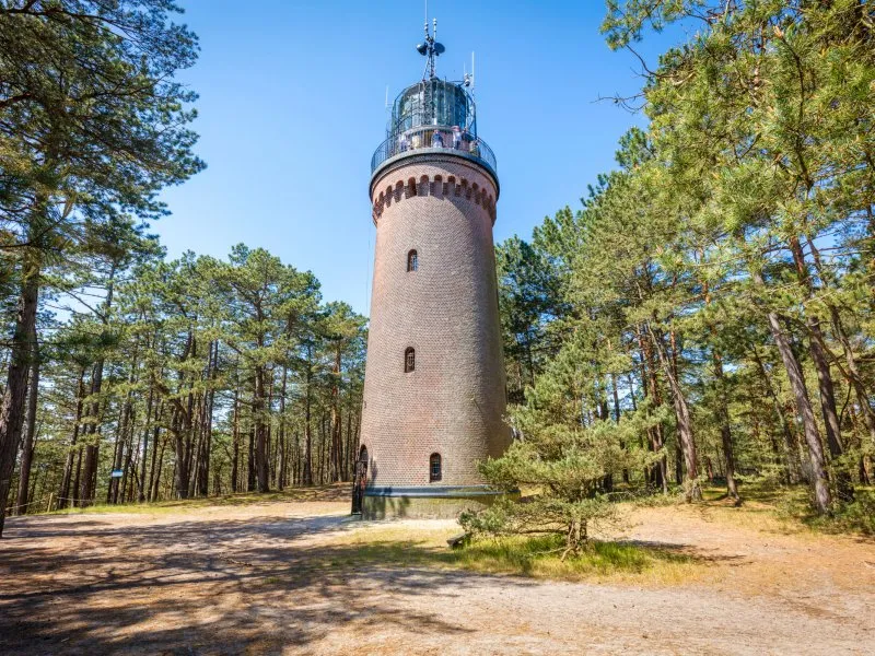 Latarnia morska w Czołpinie i wydmy